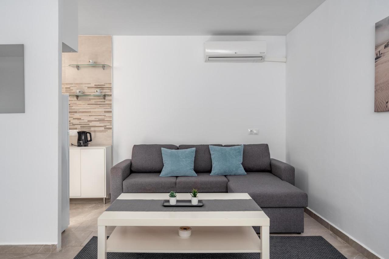 Fuengirola Flat Near The Movida By Costarentals - Ref 170 Exterior photo